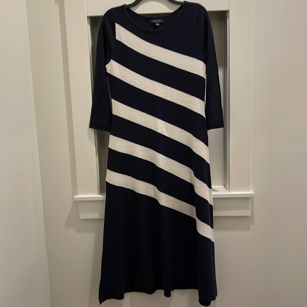 😊NWOT Ann Taylor Sweater Dress